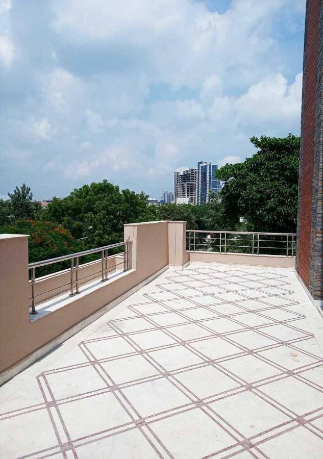 J P Residency Hotel Greater Noida Exterior foto